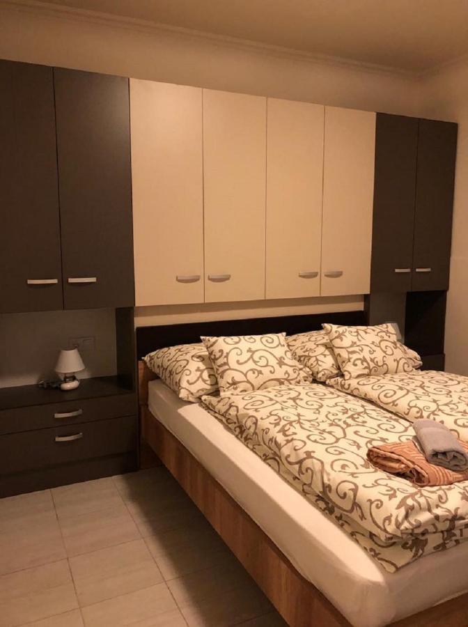 Jacint Apartman Bed & Breakfast Hajdúszoboszló Eksteriør bilde