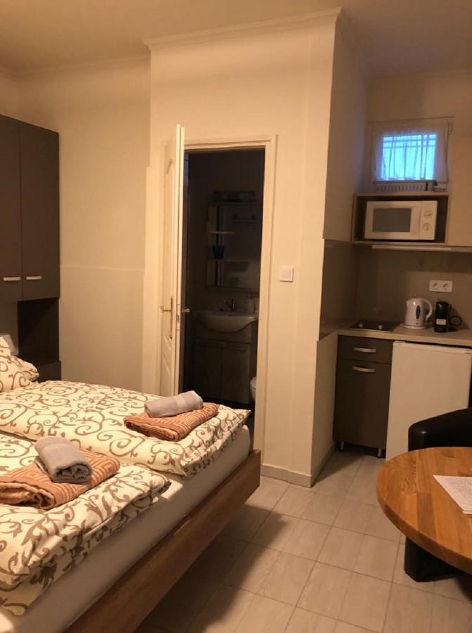 Jacint Apartman Bed & Breakfast Hajdúszoboszló Eksteriør bilde